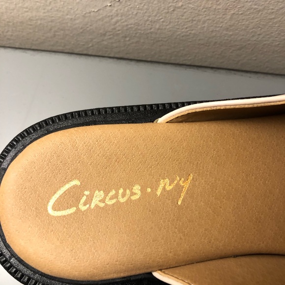 Sam Edelman Circus cream loafer slides. Size 6. Never worn. - Picture 2 of 4